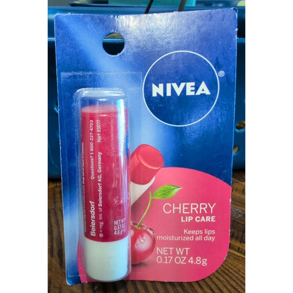 Nivea All Day Nourishing Moisture Cherry Lip Care .17oz New Unopened